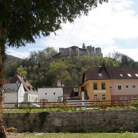 Hotel Post Hoenigwirt Kirchschlag in der Buckligen Welt المظهر الخارجي الصورة